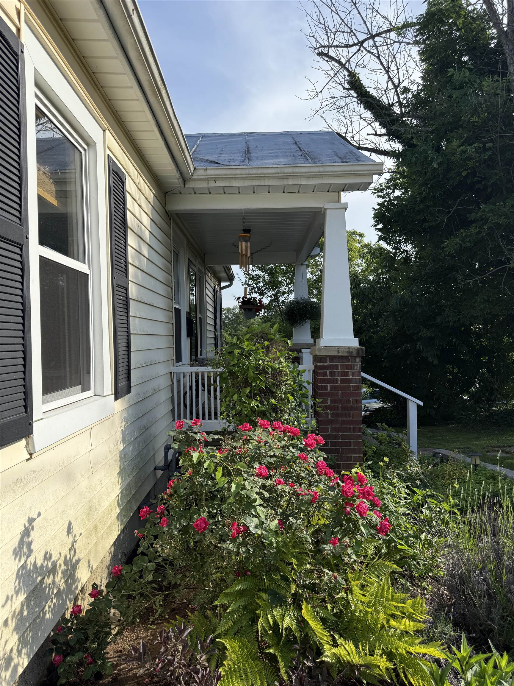 325 THOMPSON ST, STAUNTON, Virginia 24401, 3 Bedrooms Bedrooms, ,1 BathroomBathrooms,Residential,325 THOMPSON ST,665713 MLS # 665713
