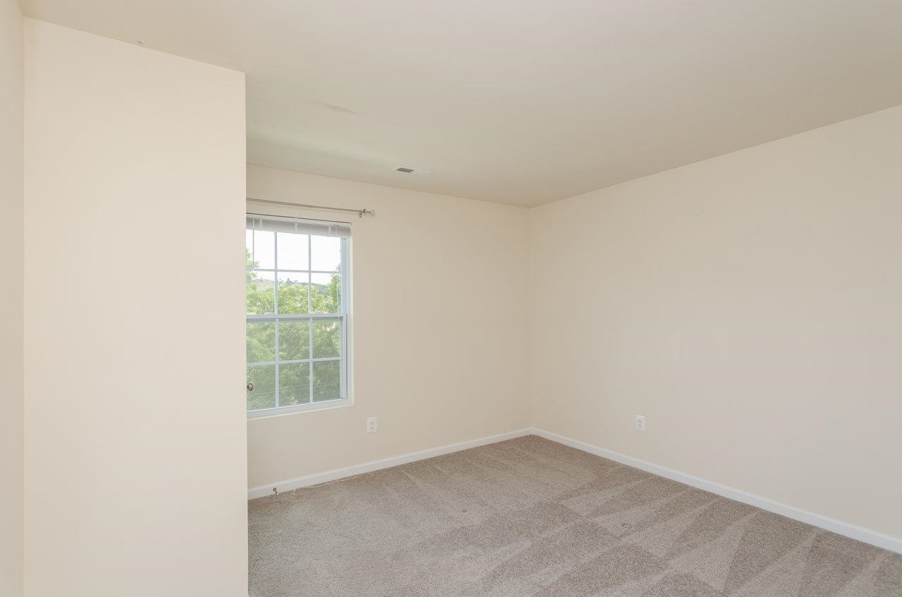 110 JILLIAN LN, PENN LAIRD, Virginia 22846, 4 Bedrooms Bedrooms, ,2 BathroomsBathrooms,Residential,110 JILLIAN LN,665714 MLS # 665714