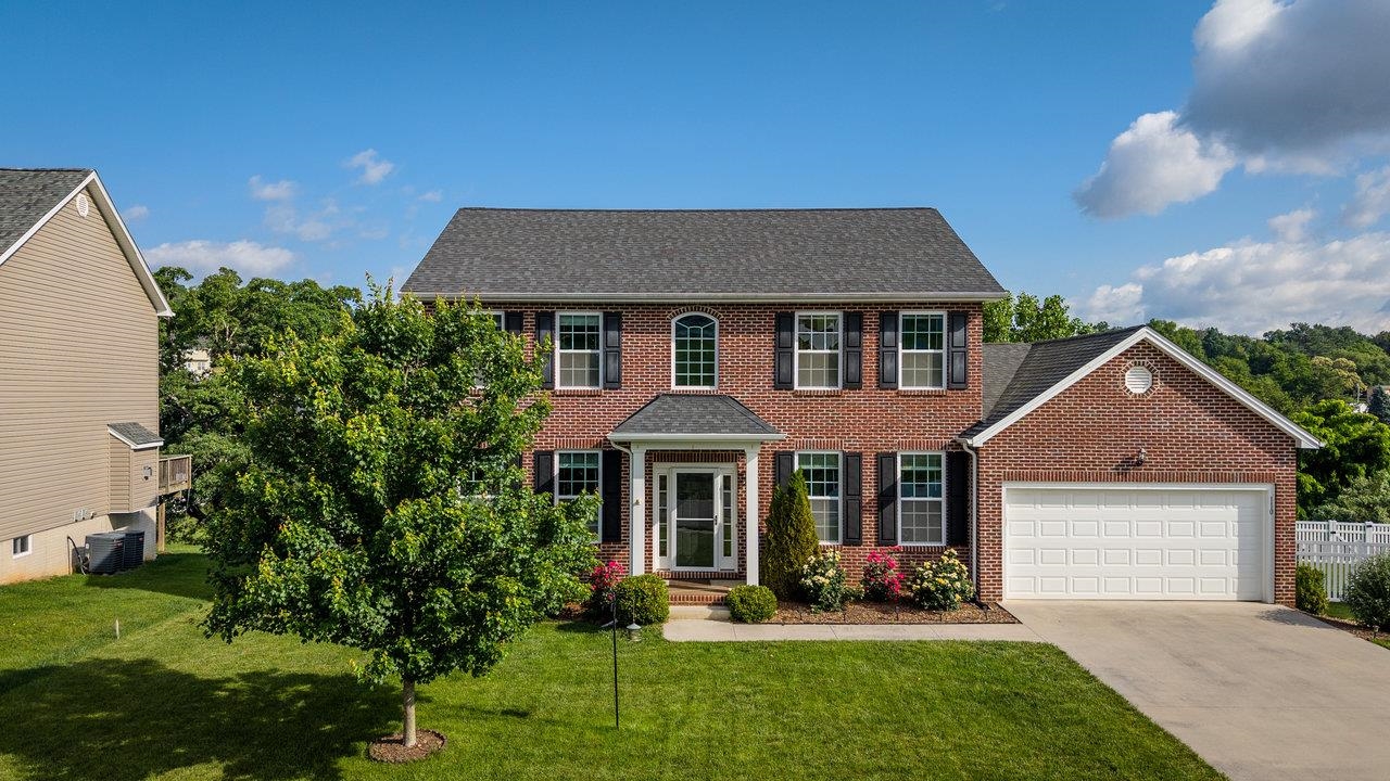 110 JILLIAN LN, PENN LAIRD, Virginia 22846, 4 Bedrooms Bedrooms, ,2 BathroomsBathrooms,Residential,110 JILLIAN LN,665714 MLS # 665714