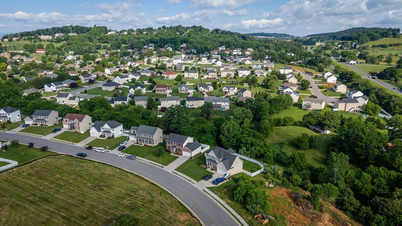 110 JILLIAN LN, PENN LAIRD, Virginia 22846, 4 Bedrooms Bedrooms, ,2 BathroomsBathrooms,Residential,110 JILLIAN LN,665714 MLS # 665714