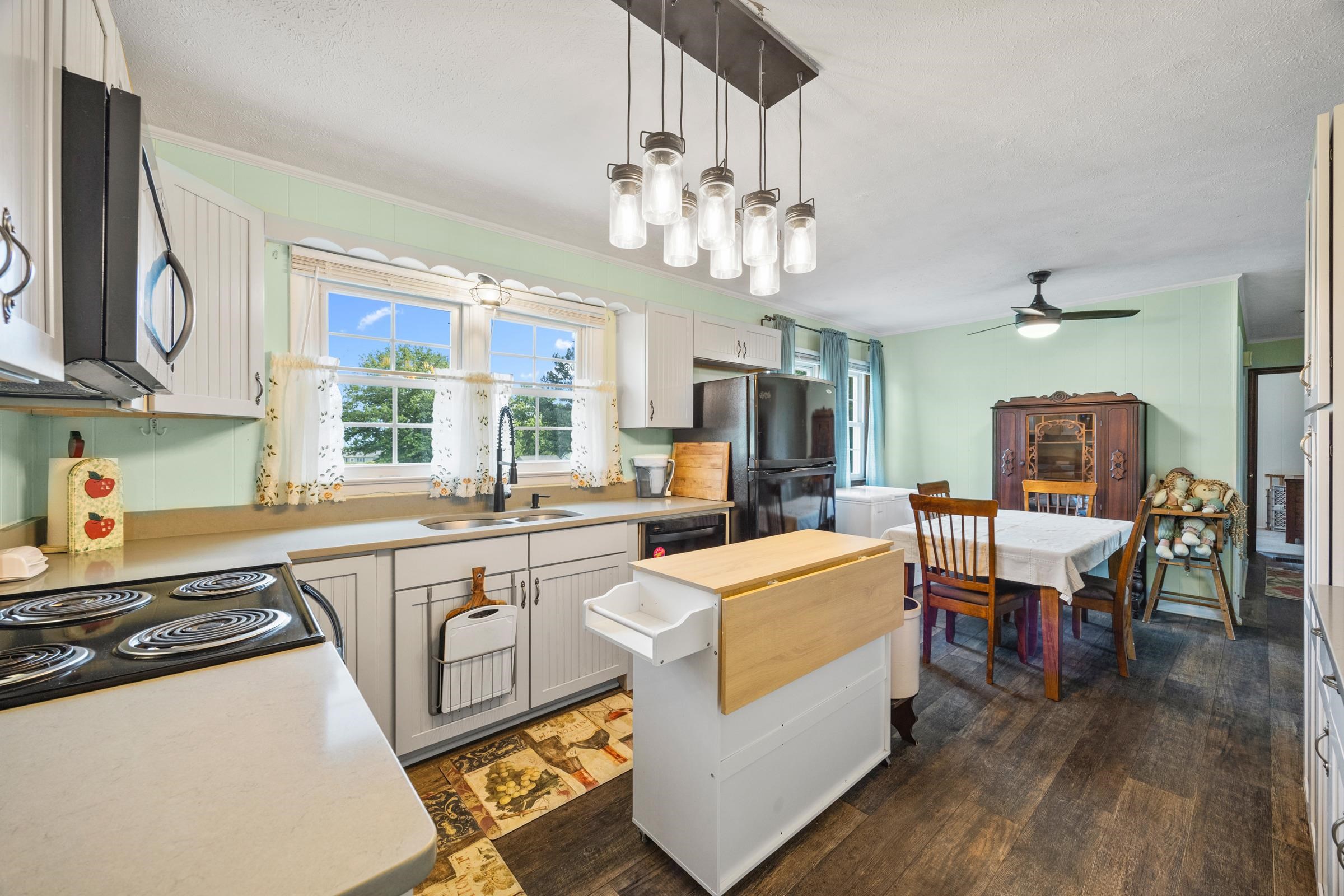 166 ELIZABETH LN, EDINBURG, Virginia 22824, 3 Bedrooms Bedrooms, ,1 BathroomBathrooms,Residential,166 ELIZABETH LN,665716 MLS # 665716