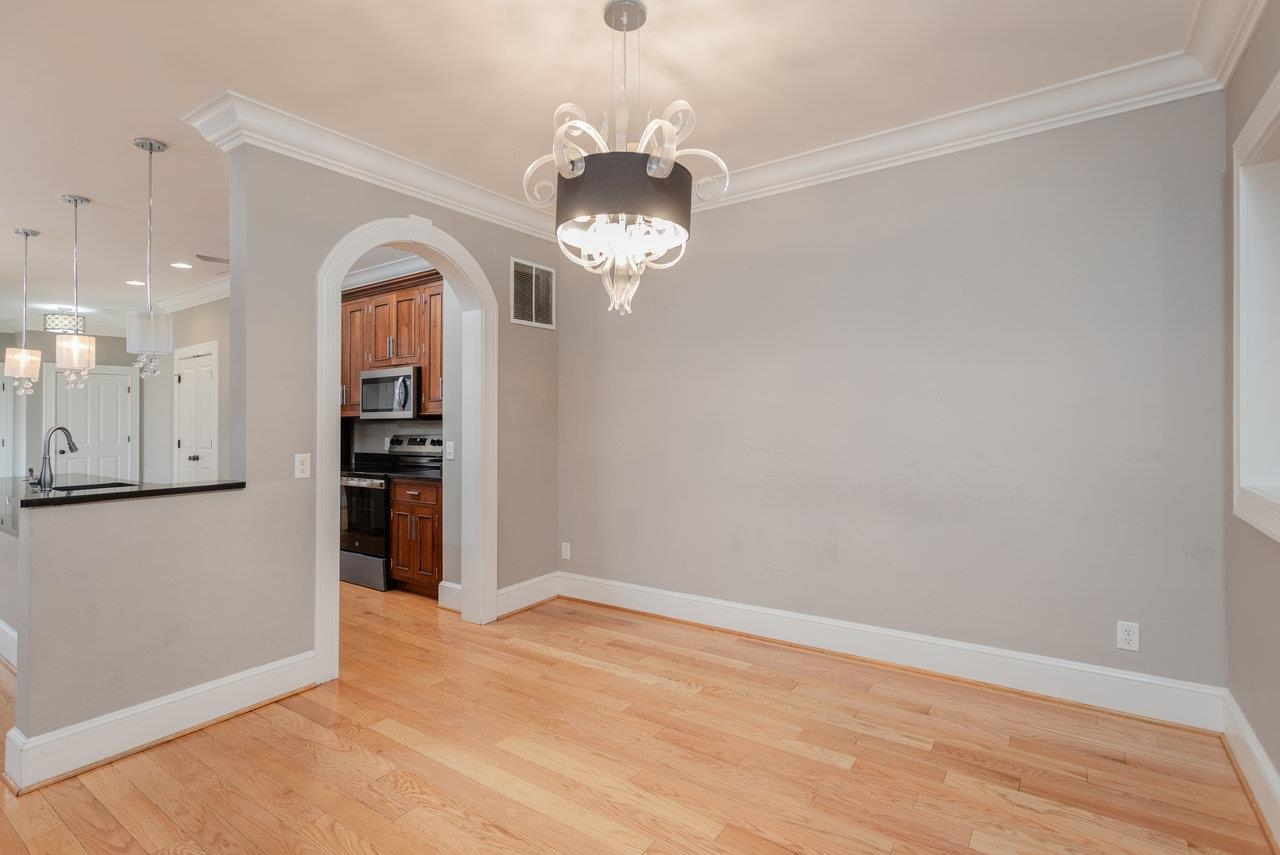 3277 PRESTON SHORE DR, ROCKINGHAM, Virginia 22801, 2 Bedrooms Bedrooms, ,3 BathroomsBathrooms,Residential,3277 PRESTON SHORE DR,665719 MLS # 665719