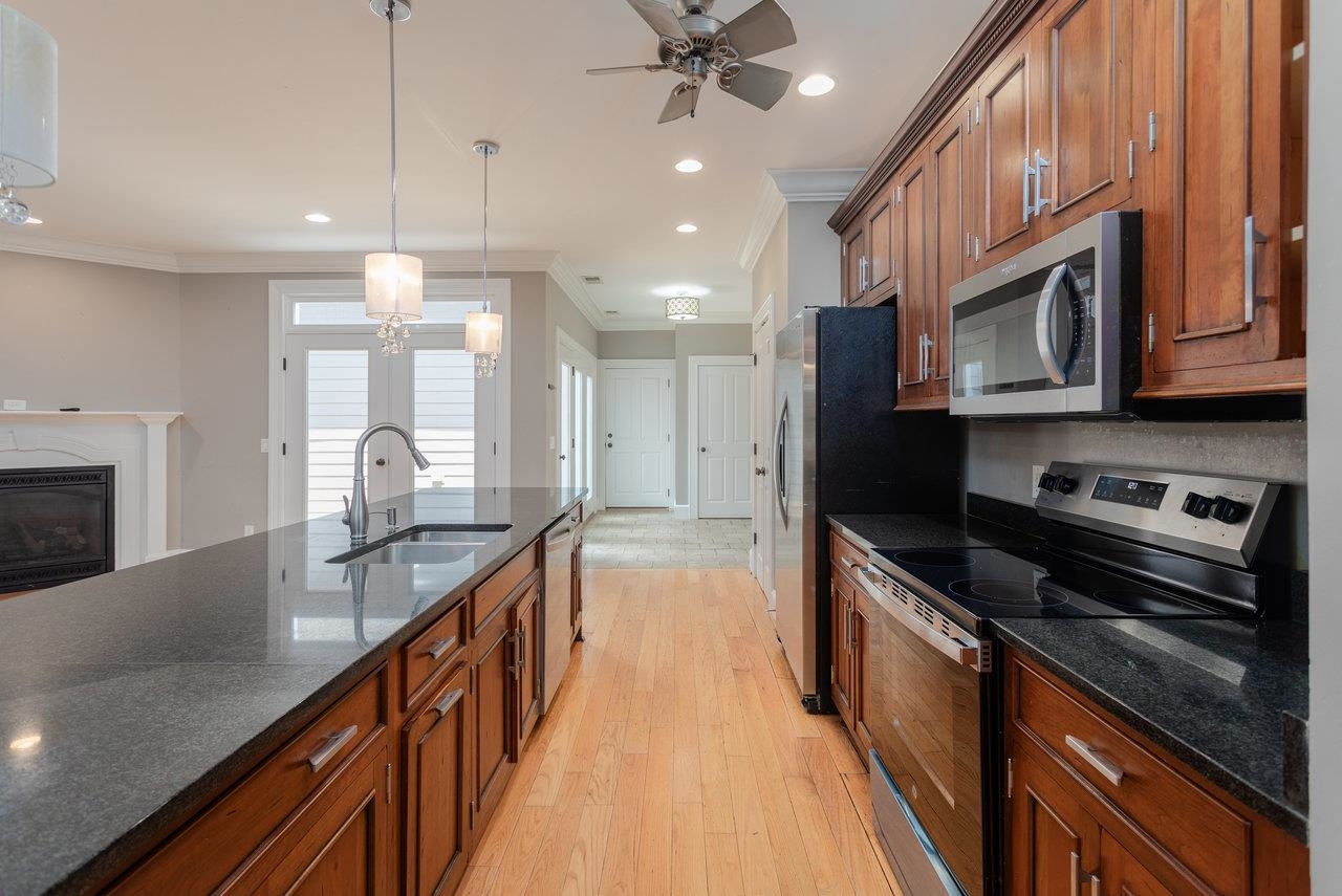 3277 PRESTON SHORE DR, ROCKINGHAM, Virginia 22801, 2 Bedrooms Bedrooms, ,3 BathroomsBathrooms,Residential,3277 PRESTON SHORE DR,665719 MLS # 665719