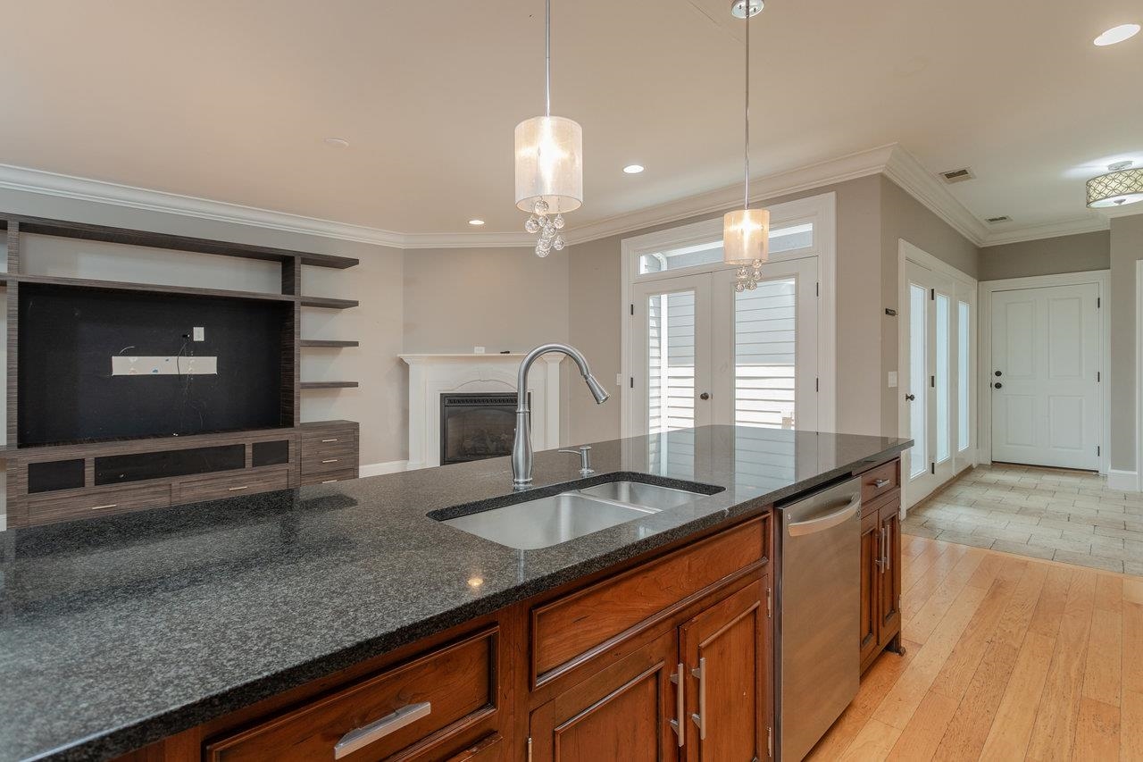 3277 PRESTON SHORE DR, ROCKINGHAM, Virginia 22801, 2 Bedrooms Bedrooms, ,3 BathroomsBathrooms,Residential,3277 PRESTON SHORE DR,665719 MLS # 665719