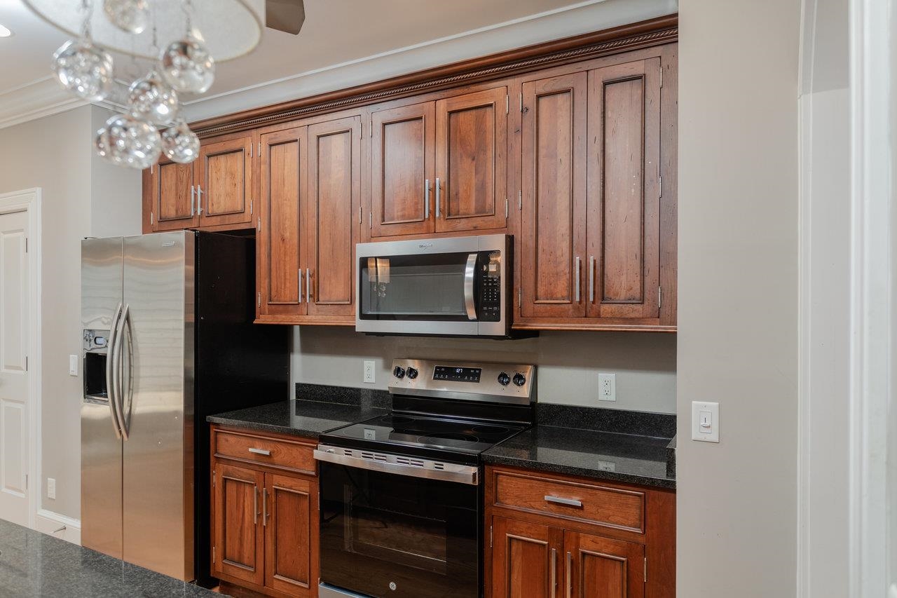 3277 PRESTON SHORE DR, ROCKINGHAM, Virginia 22801, 2 Bedrooms Bedrooms, ,3 BathroomsBathrooms,Residential,3277 PRESTON SHORE DR,665719 MLS # 665719