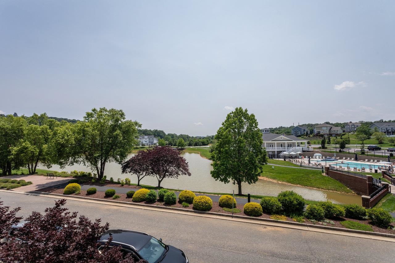 3277 PRESTON SHORE DR, ROCKINGHAM, Virginia 22801, 2 Bedrooms Bedrooms, ,3 BathroomsBathrooms,Residential,3277 PRESTON SHORE DR,665719 MLS # 665719