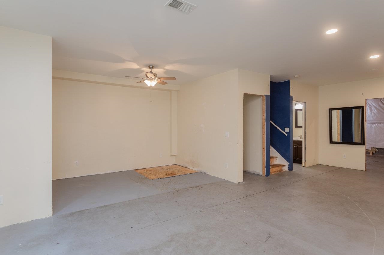 3277 PRESTON SHORE DR, ROCKINGHAM, Virginia 22801, 2 Bedrooms Bedrooms, ,3 BathroomsBathrooms,Residential,3277 PRESTON SHORE DR,665719 MLS # 665719