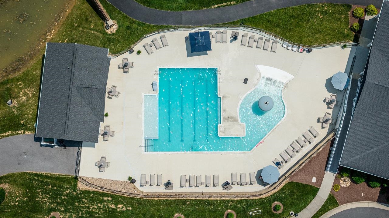 3277 PRESTON SHORE DR, ROCKINGHAM, Virginia 22801, 2 Bedrooms Bedrooms, ,3 BathroomsBathrooms,Residential,3277 PRESTON SHORE DR,665719 MLS # 665719