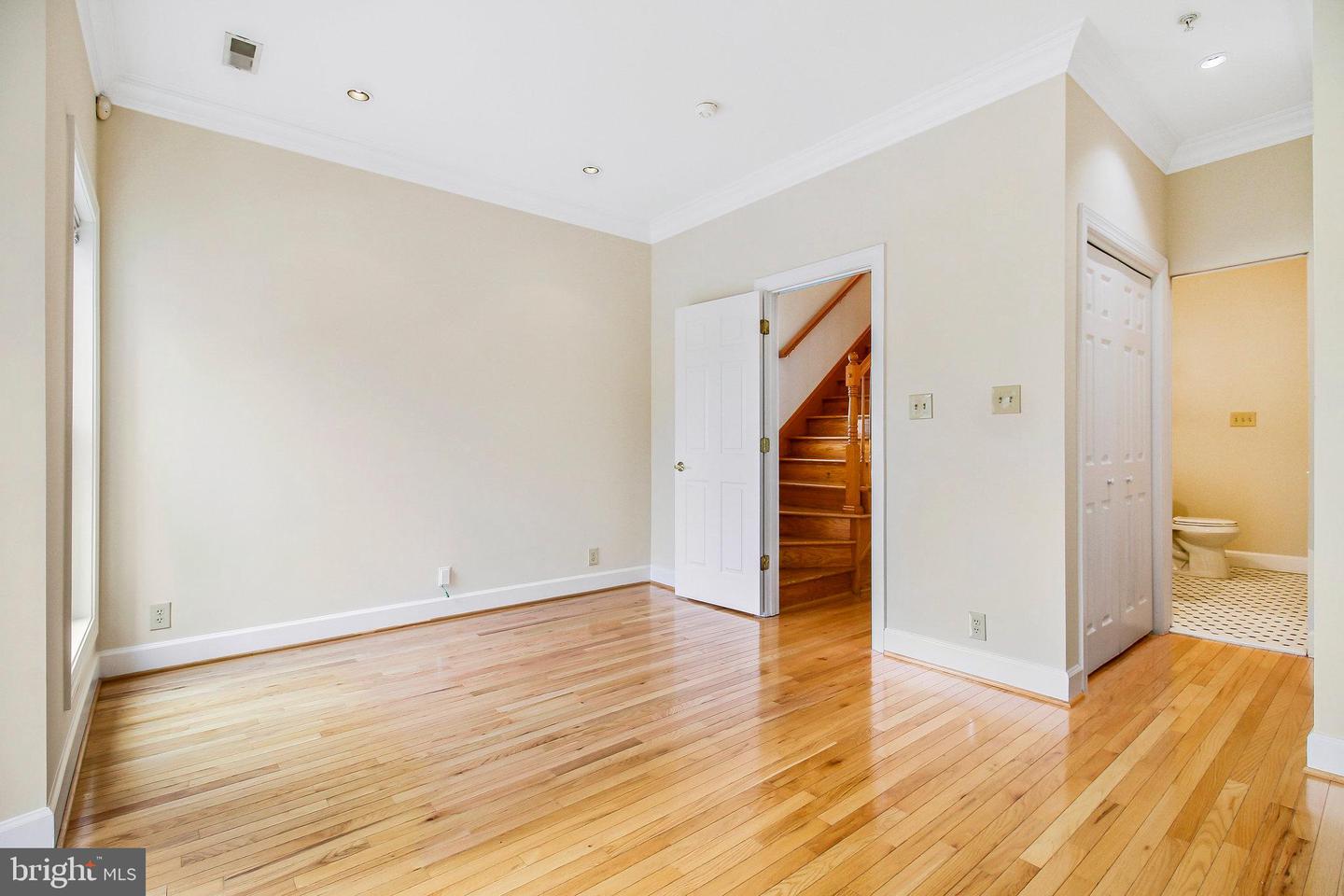 206 D ST SE, WASHINGTON, District Of Columbia 20003, 5 Bedrooms Bedrooms, ,4 BathroomsBathrooms,Residential,For sale,206 D ST SE,DCDC2153960 MLS # DCDC2153960