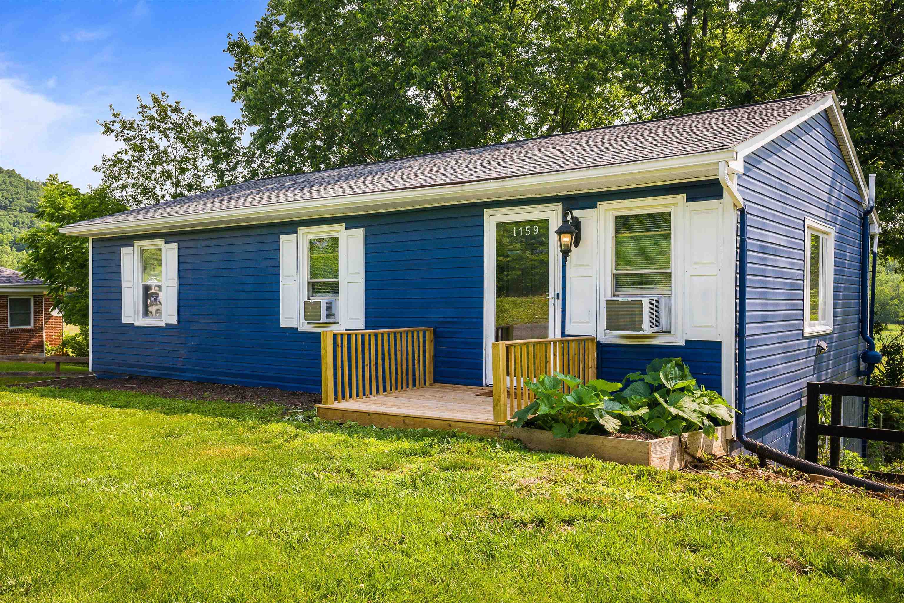 1159 HANKEY MOUNTAIN HWY, CHURCHVILLE, Virginia 24421, 3 Bedrooms Bedrooms, ,1 BathroomBathrooms,Residential,1159 HANKEY MOUNTAIN HWY,665722 MLS # 665722