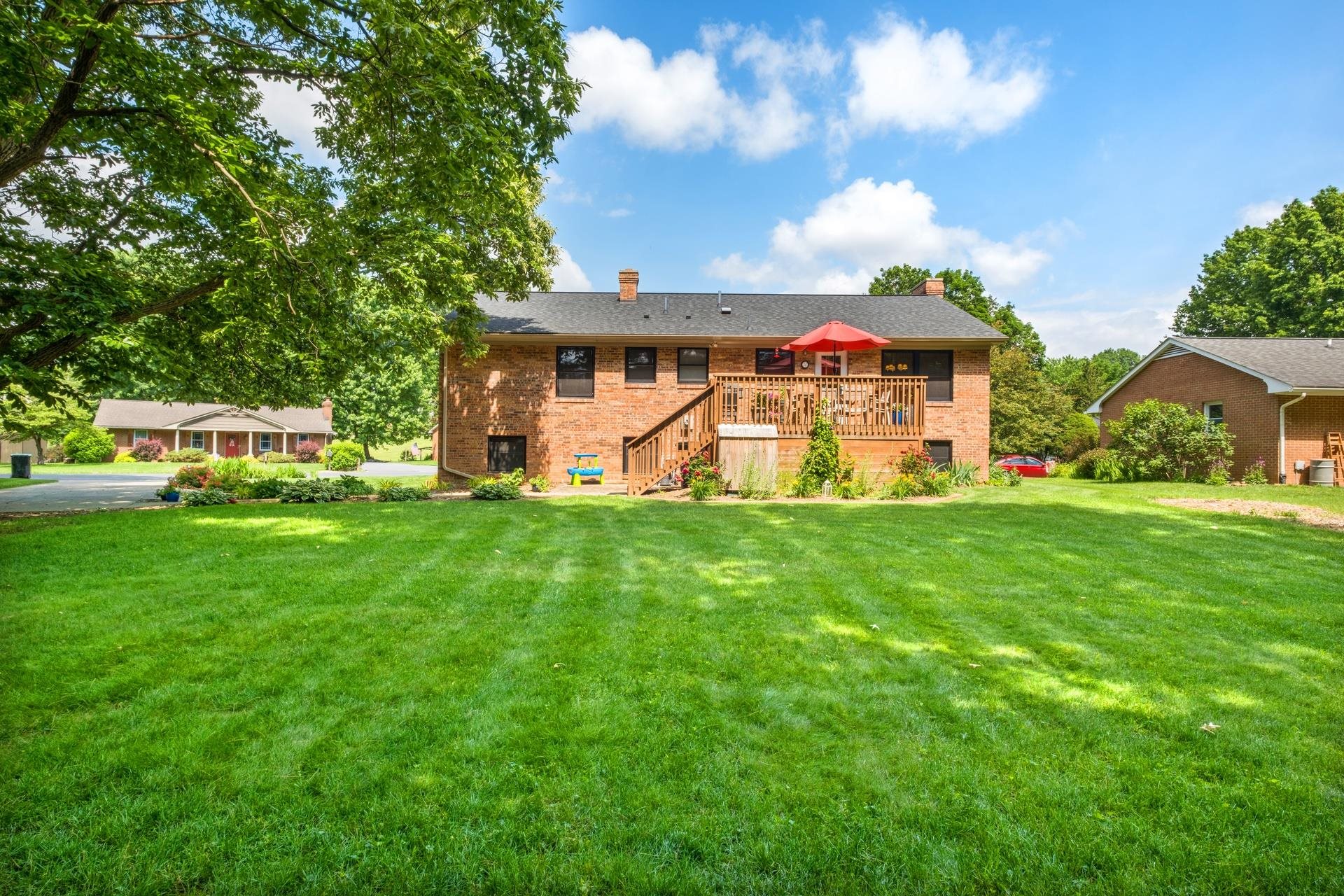 100 S POPE ST, BRIDGEWATER, Virginia 22812, 4 Bedrooms Bedrooms, ,2 BathroomsBathrooms,Residential,100 S POPE ST,665729 MLS # 665729