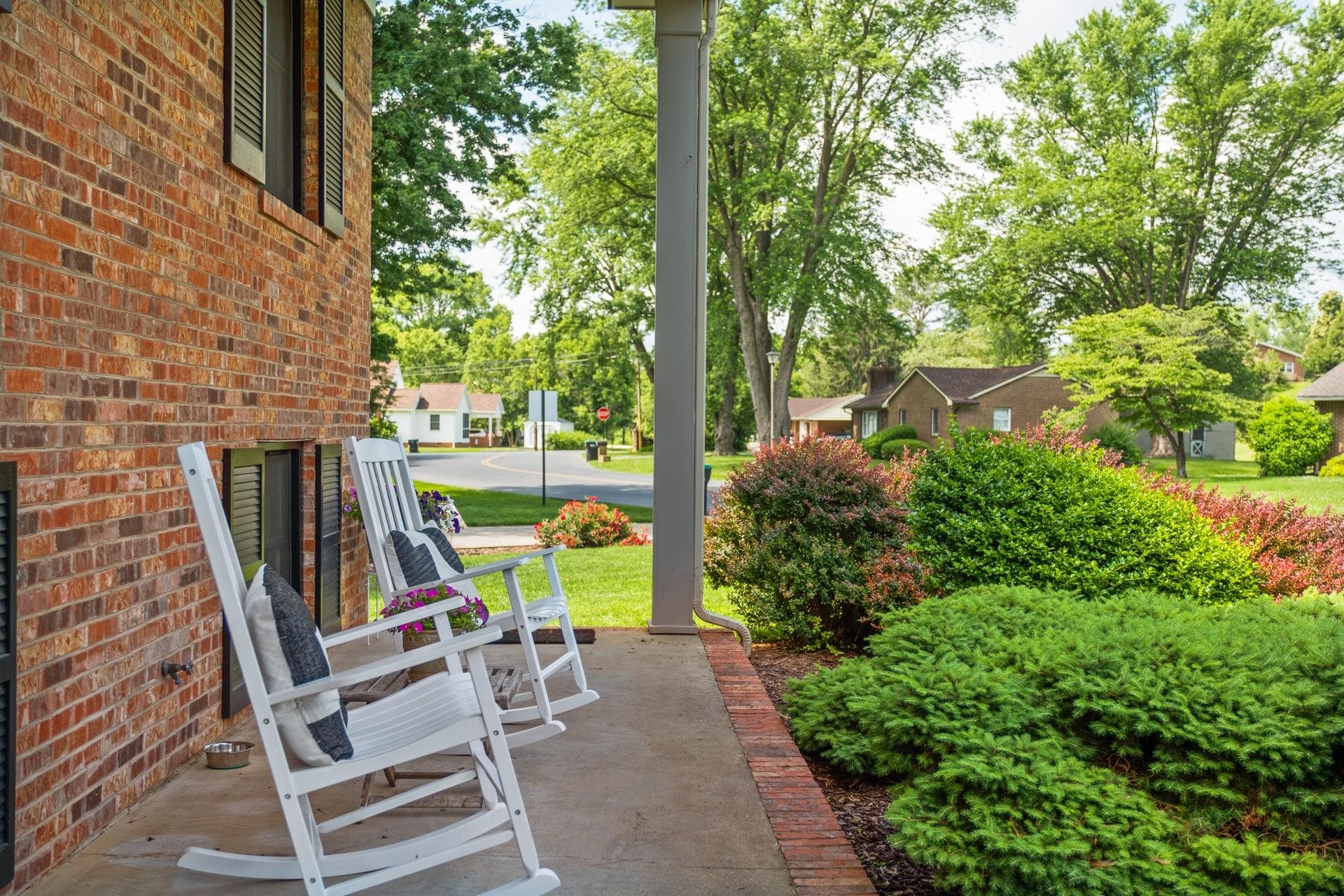 100 S POPE ST, BRIDGEWATER, Virginia 22812, 4 Bedrooms Bedrooms, ,2 BathroomsBathrooms,Residential,100 S POPE ST,665729 MLS # 665729