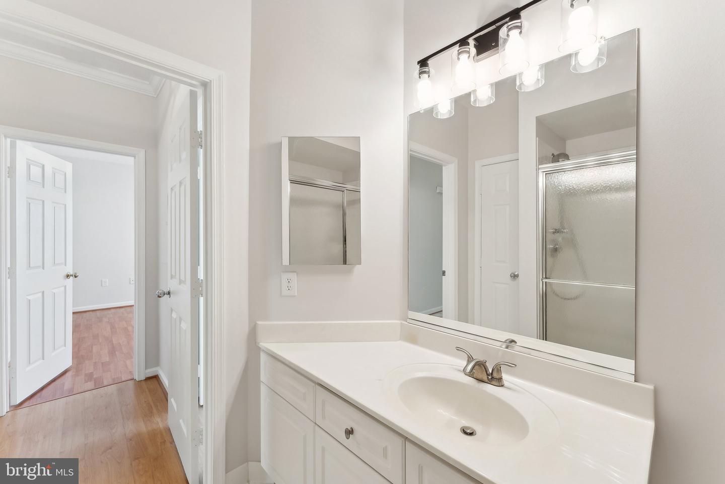 2103 HIGHCOURT LN #303, HERNDON, Virginia 20170, 2 Bedrooms Bedrooms, ,2 BathroomsBathrooms,Residential,For sale,2103 HIGHCOURT LN #303,VAFX2224198 MLS # VAFX2224198