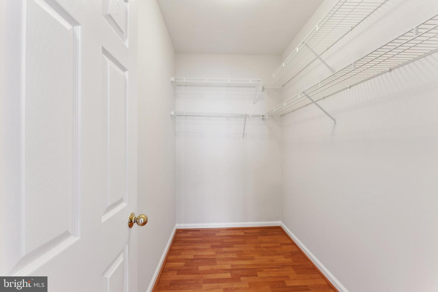 2103 HIGHCOURT LN #303, HERNDON, Virginia 20170, 2 Bedrooms Bedrooms, ,2 BathroomsBathrooms,Residential,For sale,2103 HIGHCOURT LN #303,VAFX2224198 MLS # VAFX2224198