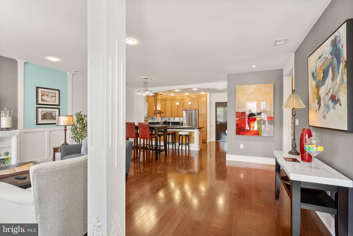 1418 N RHODES ST #B105, ARLINGTON, Virginia 22209, 2 Bedrooms Bedrooms, ,2 BathroomsBathrooms,Residential,For sale,1418 N RHODES ST #B105,VAAR2055808 MLS # VAAR2055808