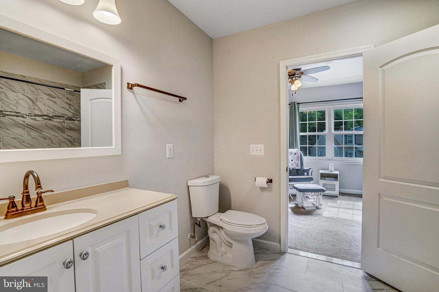 6022 RIXEY DR, ALEXANDRIA, Virginia 22303, 4 Bedrooms Bedrooms, ,3 BathroomsBathrooms,Residential,For sale,6022 RIXEY DR,VAFX2233438 MLS # VAFX2233438