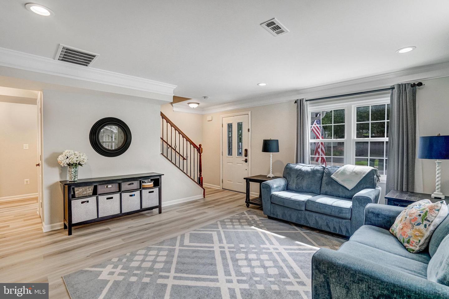 6022 RIXEY DR, ALEXANDRIA, Virginia 22303, 4 Bedrooms Bedrooms, ,3 BathroomsBathrooms,Residential,For sale,6022 RIXEY DR,VAFX2233438 MLS # VAFX2233438