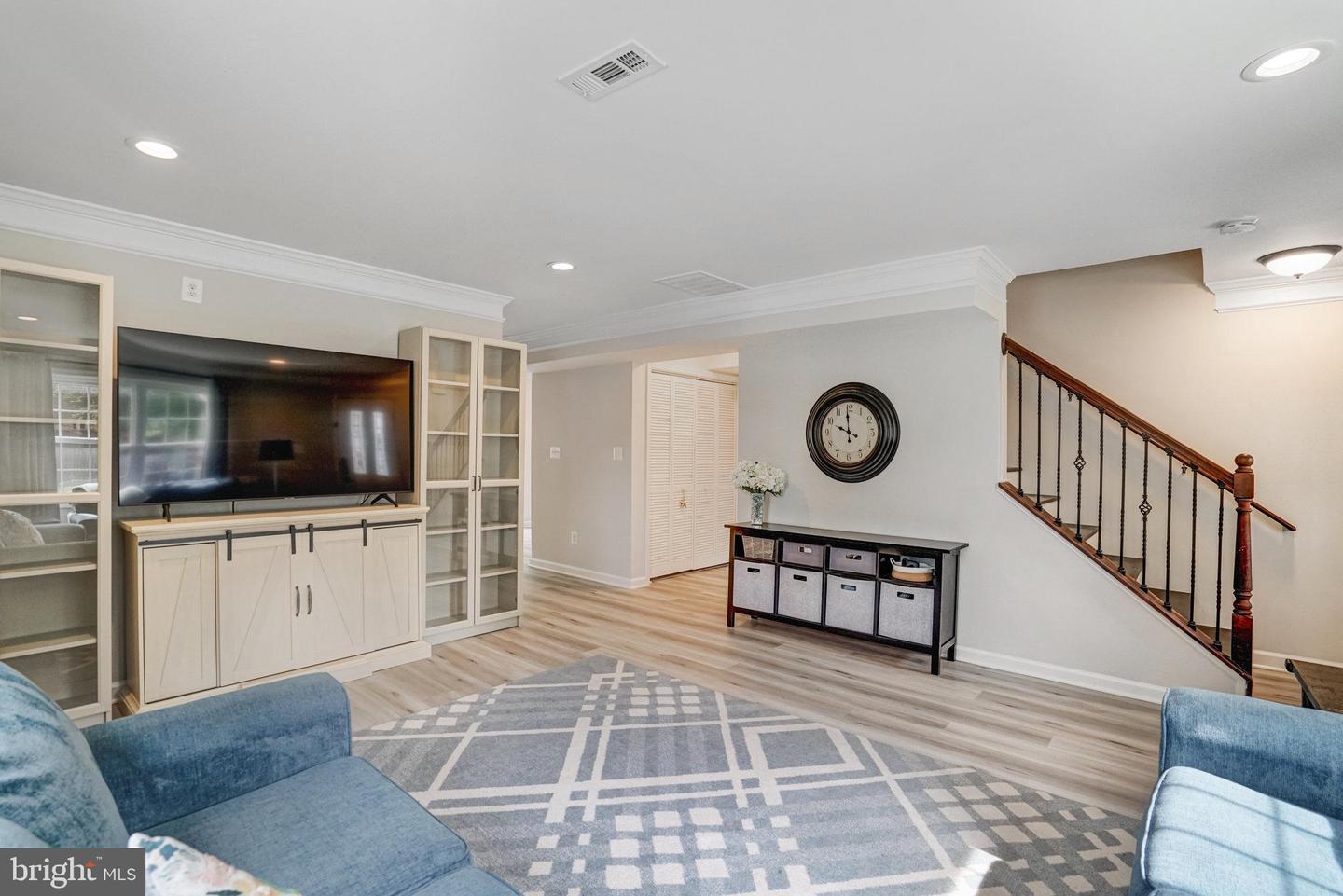 6022 RIXEY DR, ALEXANDRIA, Virginia 22303, 4 Bedrooms Bedrooms, ,3 BathroomsBathrooms,Residential,For sale,6022 RIXEY DR,VAFX2233438 MLS # VAFX2233438