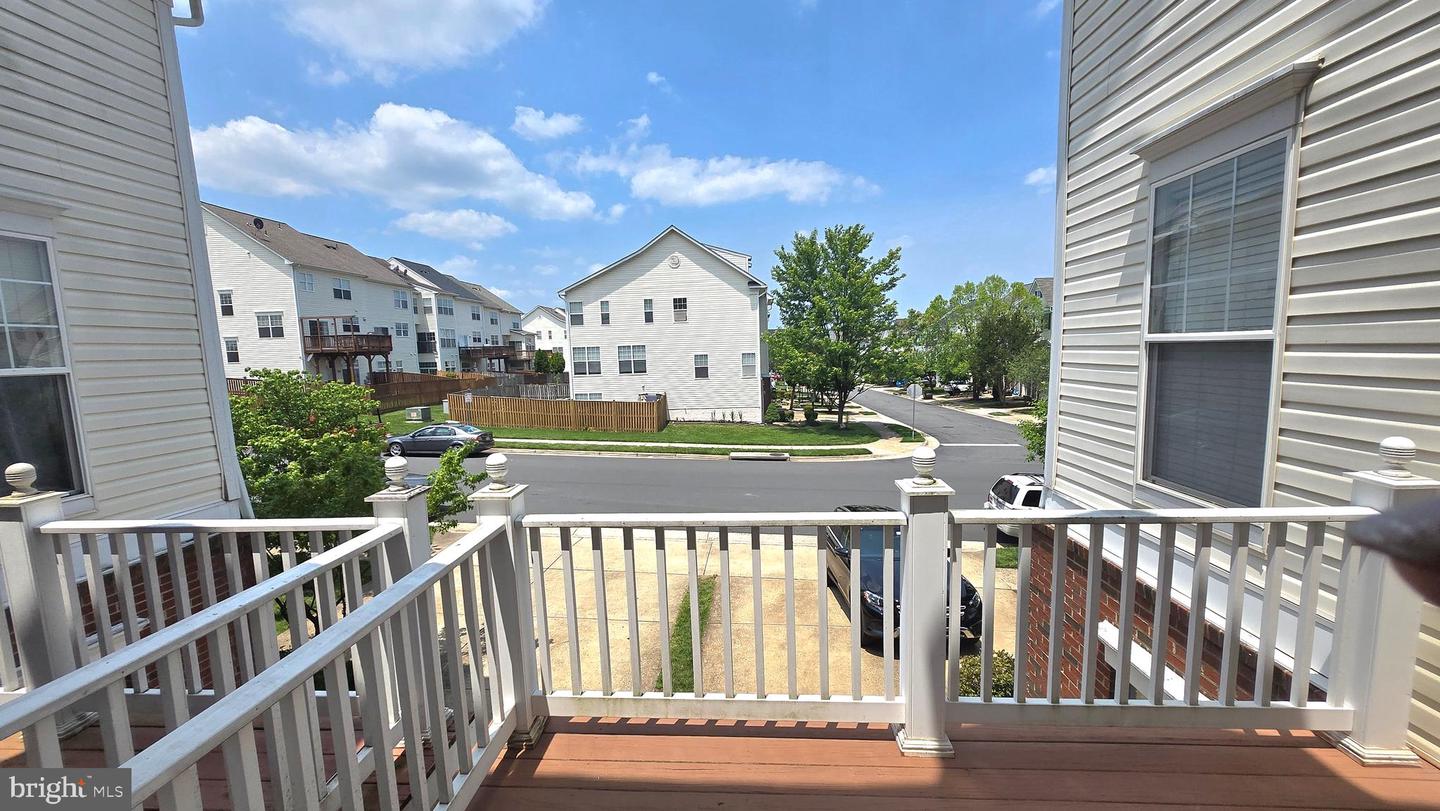 8287 GLADE BANK DR, MANASSAS, Virginia 20111, 4 Bedrooms Bedrooms, ,3 BathroomsBathrooms,Residential,For sale,8287 GLADE BANK DR,VAPW2093182 MLS # VAPW2093182