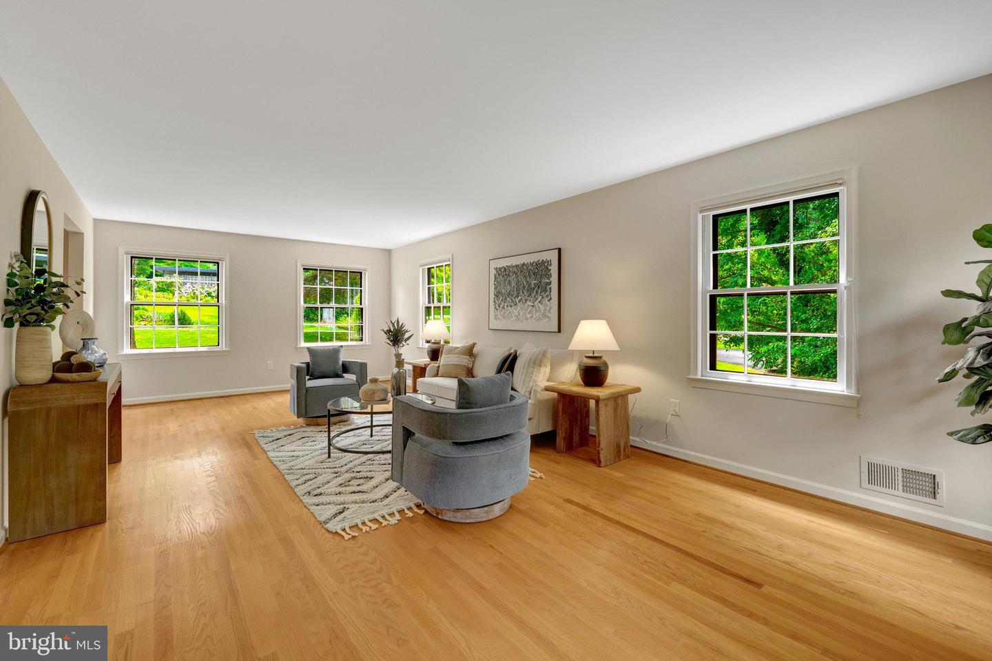 3731 ACOSTA RD, FAIRFAX, Virginia 22031, 5 Bedrooms Bedrooms, ,3 BathroomsBathrooms,Residential,For sale,3731 ACOSTA RD,VAFX2238808 MLS # VAFX2238808