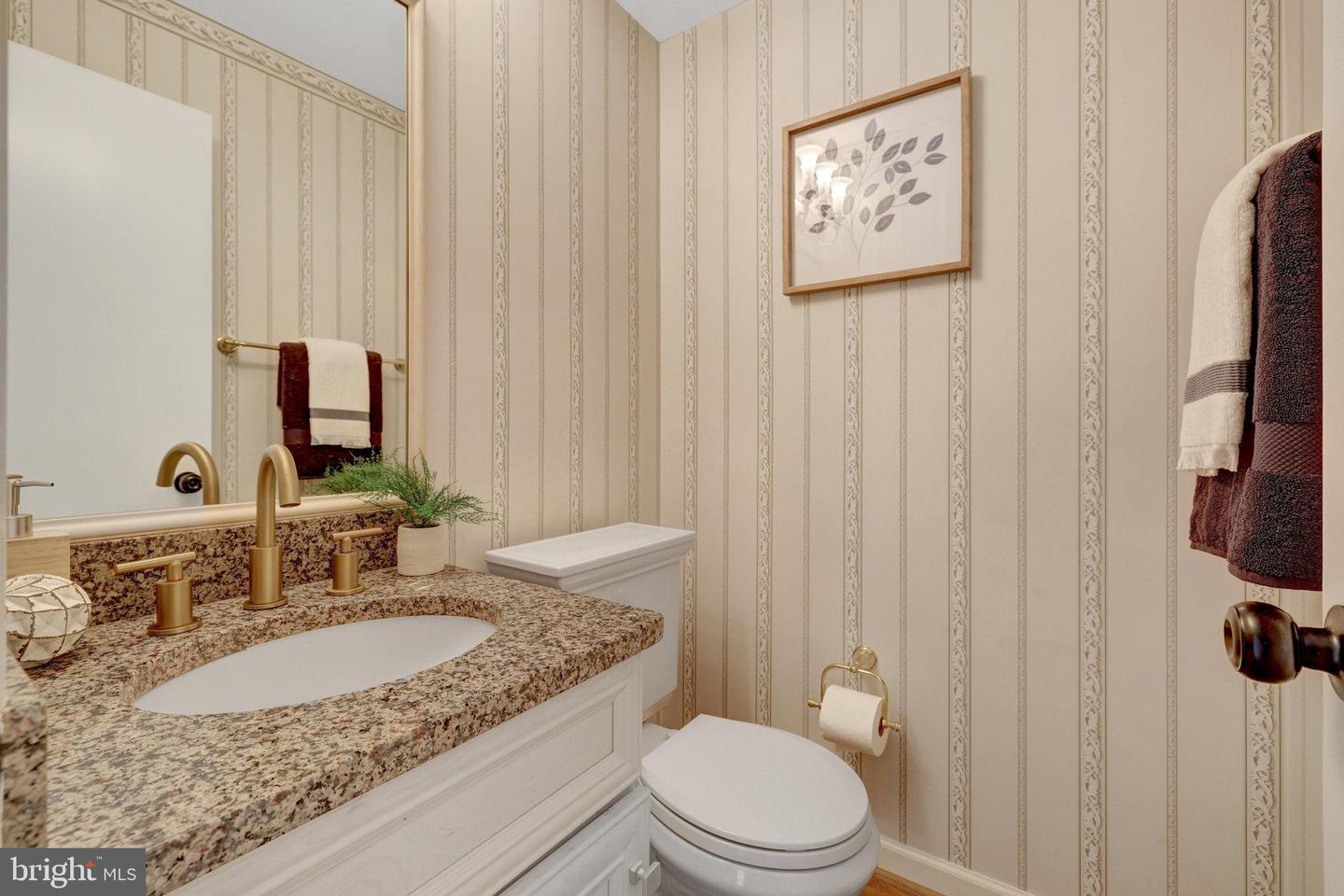 3731 ACOSTA RD, FAIRFAX, Virginia 22031, 5 Bedrooms Bedrooms, ,3 BathroomsBathrooms,Residential,For sale,3731 ACOSTA RD,VAFX2238808 MLS # VAFX2238808