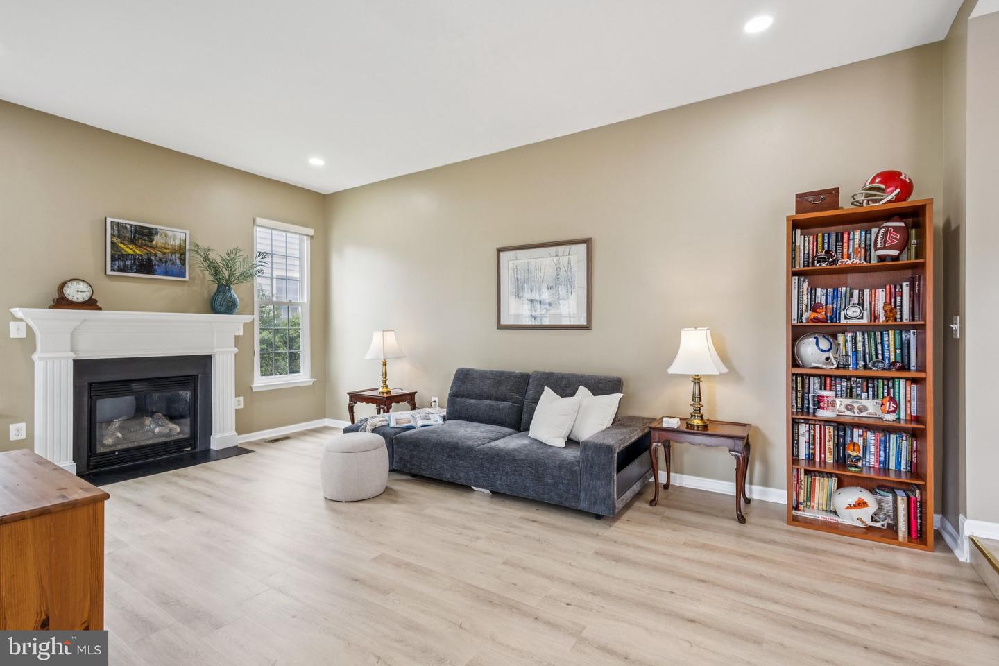 12649 VICTORY LAKES LOOP, BRISTOW, Virginia 20136, 4 Bedrooms Bedrooms, ,2 BathroomsBathrooms,Residential,For sale,12649 VICTORY LAKES LOOP,VAPW2094538 MLS # VAPW2094538