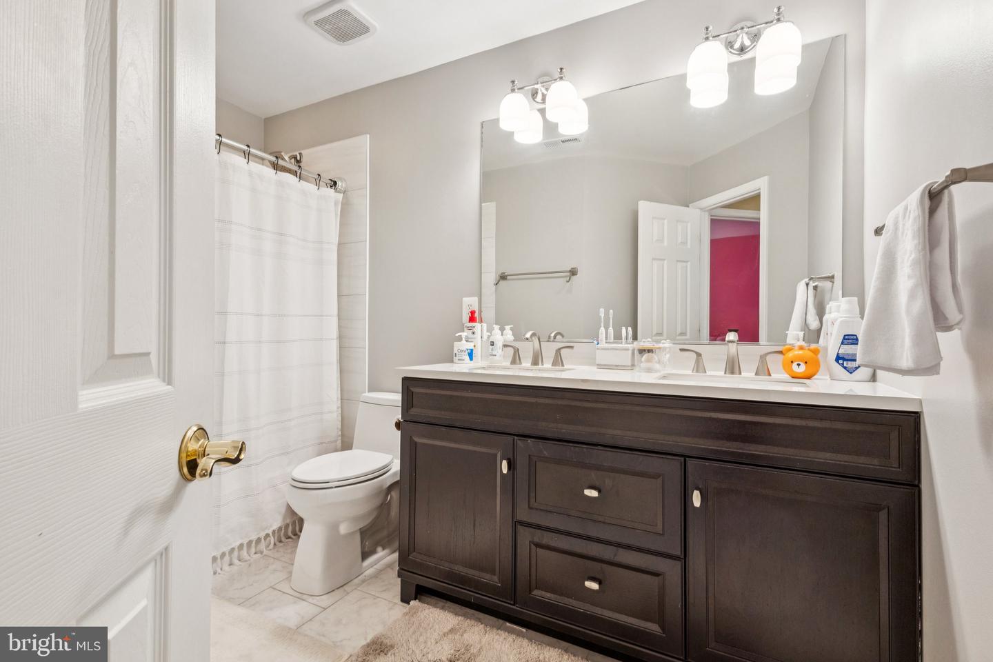 12649 VICTORY LAKES LOOP, BRISTOW, Virginia 20136, 4 Bedrooms Bedrooms, ,2 BathroomsBathrooms,Residential,For sale,12649 VICTORY LAKES LOOP,VAPW2094538 MLS # VAPW2094538