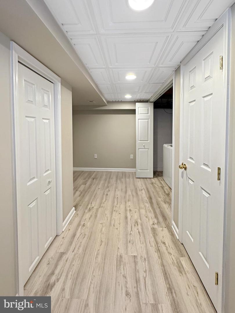 7 E HART ST, WINCHESTER, Virginia 22601, 2 Bedrooms Bedrooms, ,2 BathroomsBathrooms,Residential,For sale,7 E HART ST,VAWI2007676 MLS # VAWI2007676