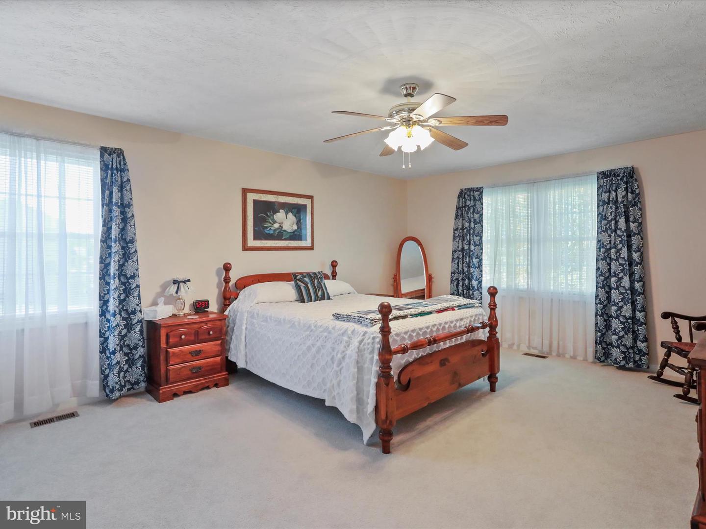 715 STONECREST DR, WOODSTOCK, Virginia 22664, 3 Bedrooms Bedrooms, ,2 BathroomsBathrooms,Residential,For sale,715 STONECREST DR,VASH2011472 MLS # VASH2011472