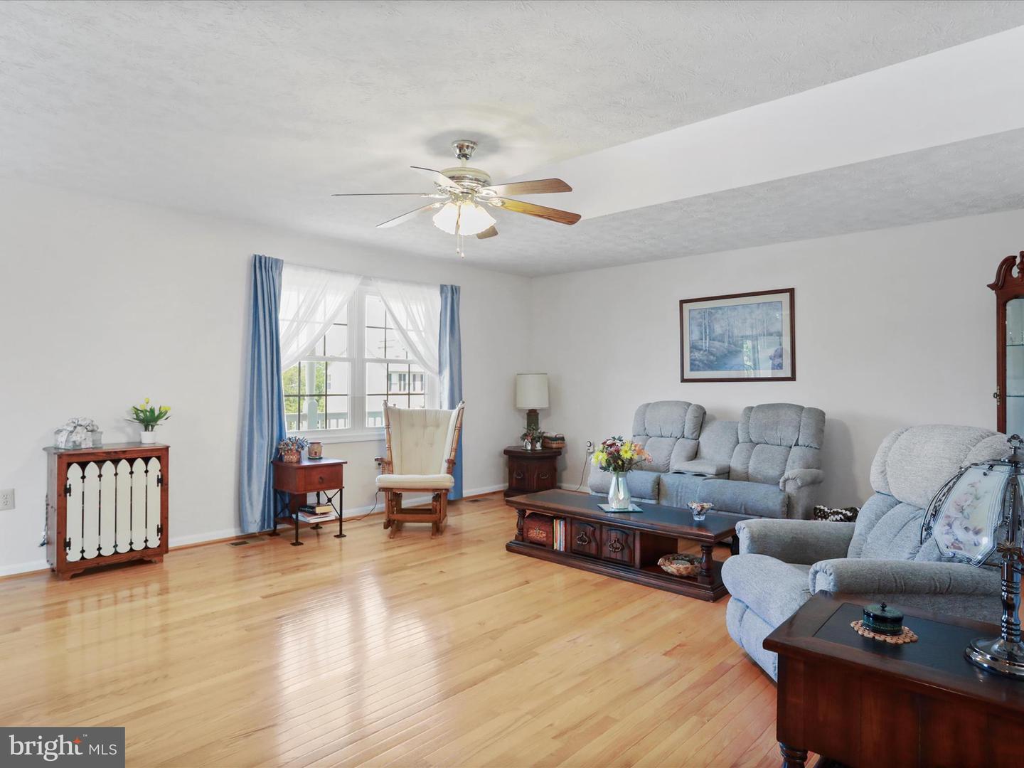 715 STONECREST DR, WOODSTOCK, Virginia 22664, 3 Bedrooms Bedrooms, ,2 BathroomsBathrooms,Residential,For sale,715 STONECREST DR,VASH2011472 MLS # VASH2011472