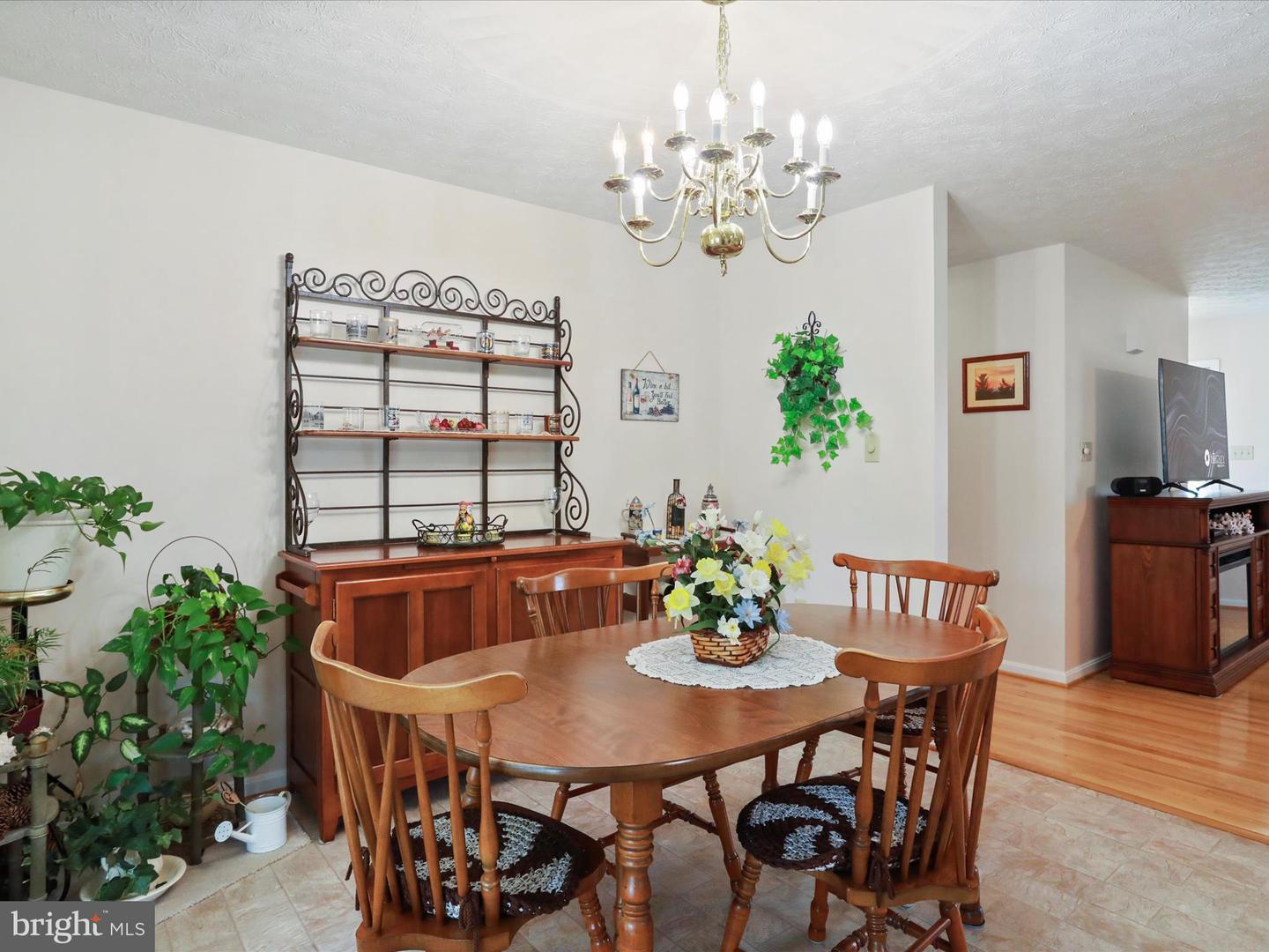 715 STONECREST DR, WOODSTOCK, Virginia 22664, 3 Bedrooms Bedrooms, ,2 BathroomsBathrooms,Residential,For sale,715 STONECREST DR,VASH2011472 MLS # VASH2011472