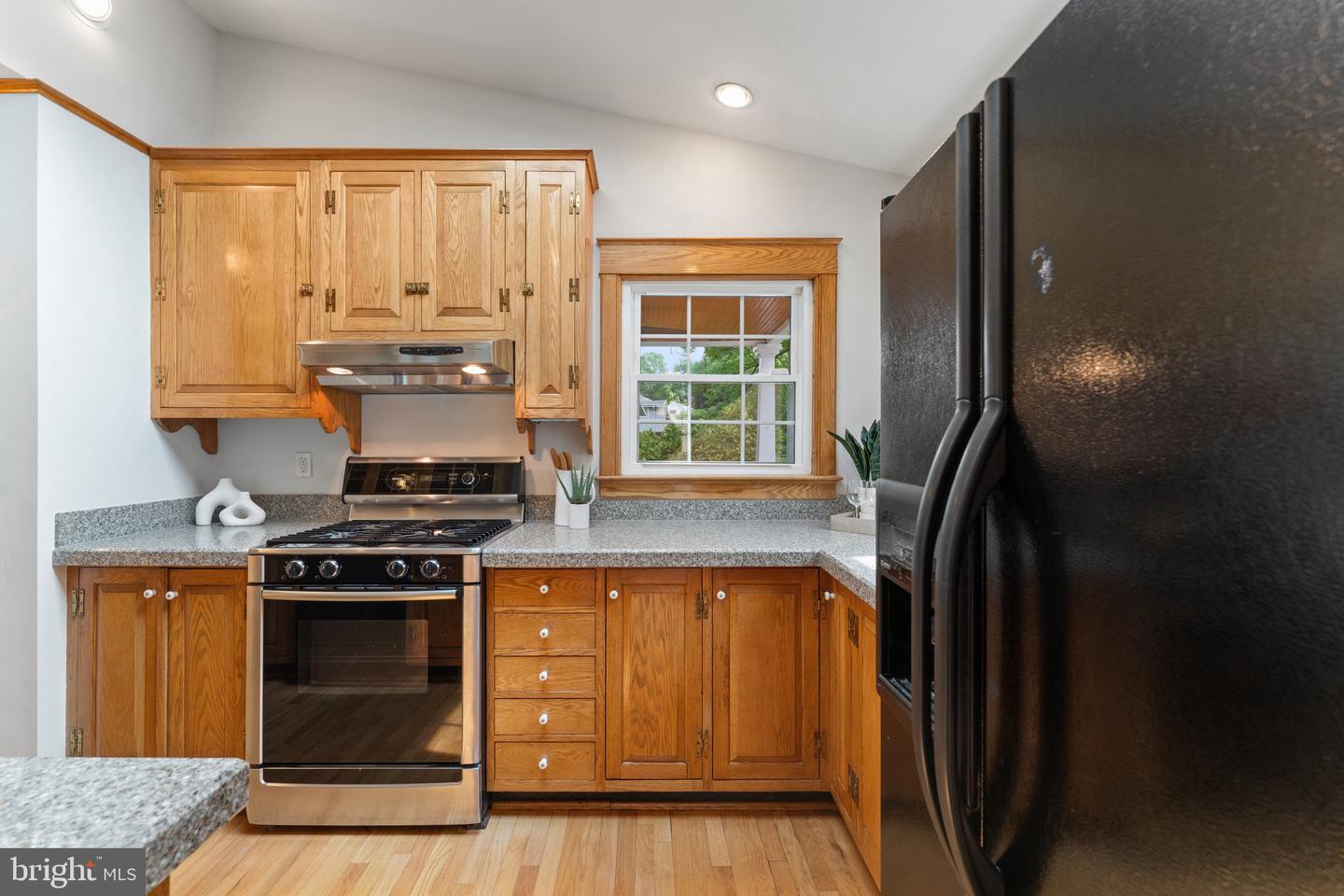 609 PROSPECT PL, ALEXANDRIA, Virginia 22304, 5 Bedrooms Bedrooms, ,3 BathroomsBathrooms,Residential,For sale,609 PROSPECT PL,VAAX2045578 MLS # VAAX2045578