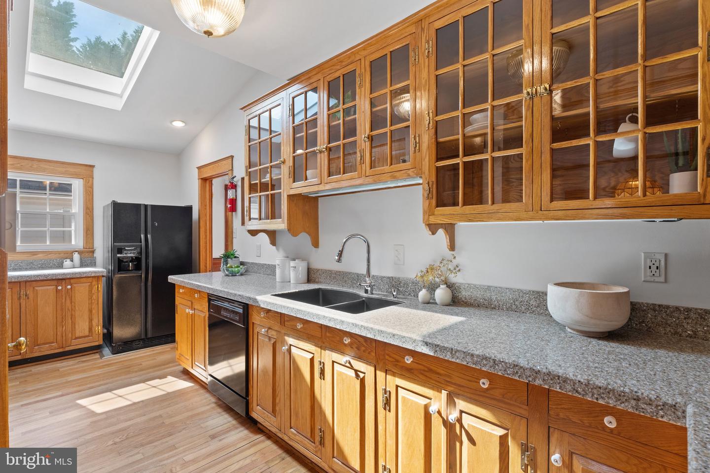 609 PROSPECT PL, ALEXANDRIA, Virginia 22304, 5 Bedrooms Bedrooms, ,3 BathroomsBathrooms,Residential,For sale,609 PROSPECT PL,VAAX2045578 MLS # VAAX2045578