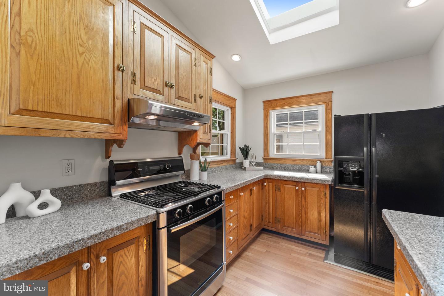 609 PROSPECT PL, ALEXANDRIA, Virginia 22304, 5 Bedrooms Bedrooms, ,3 BathroomsBathrooms,Residential,For sale,609 PROSPECT PL,VAAX2045578 MLS # VAAX2045578