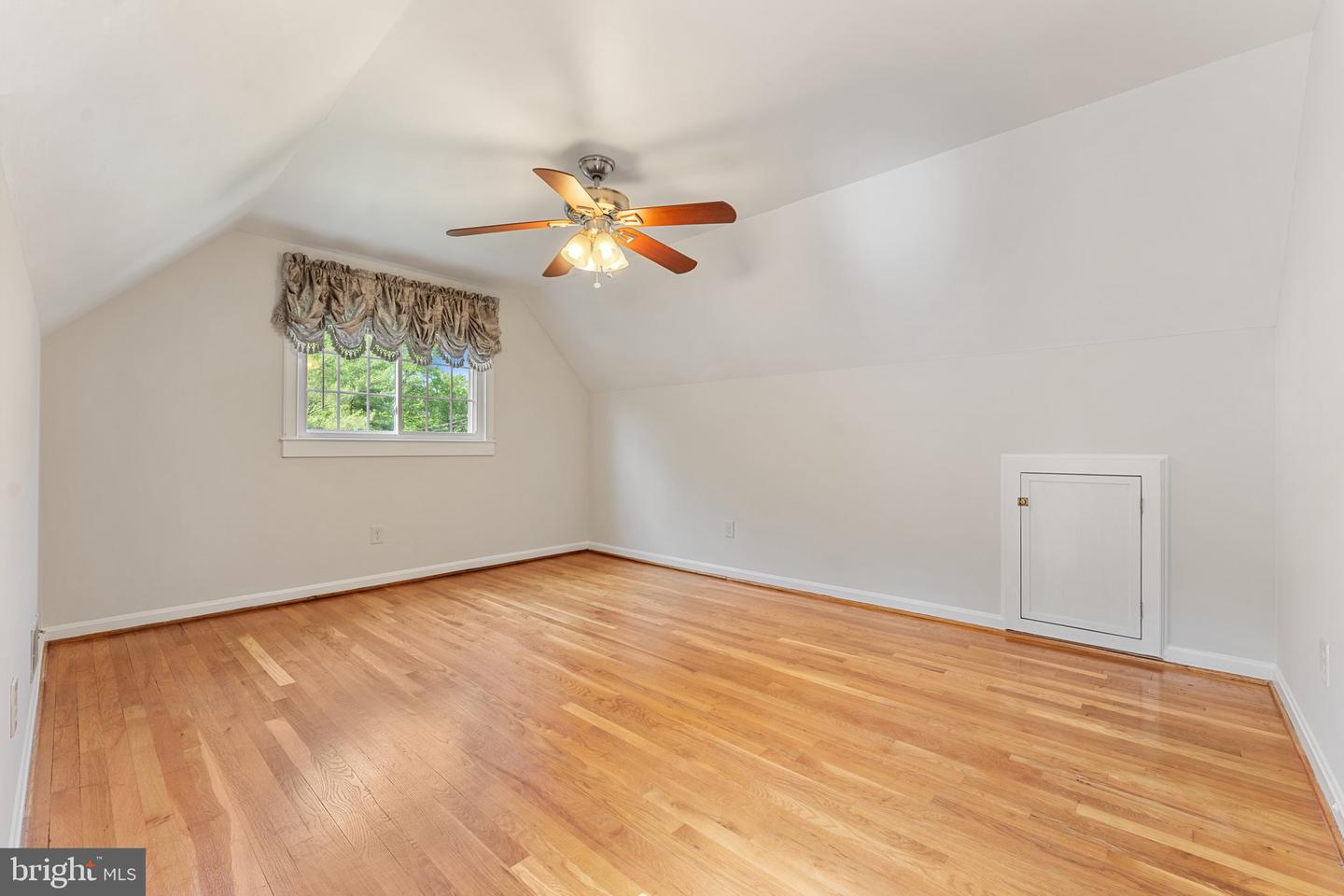 609 PROSPECT PL, ALEXANDRIA, Virginia 22304, 5 Bedrooms Bedrooms, ,3 BathroomsBathrooms,Residential,For sale,609 PROSPECT PL,VAAX2045578 MLS # VAAX2045578