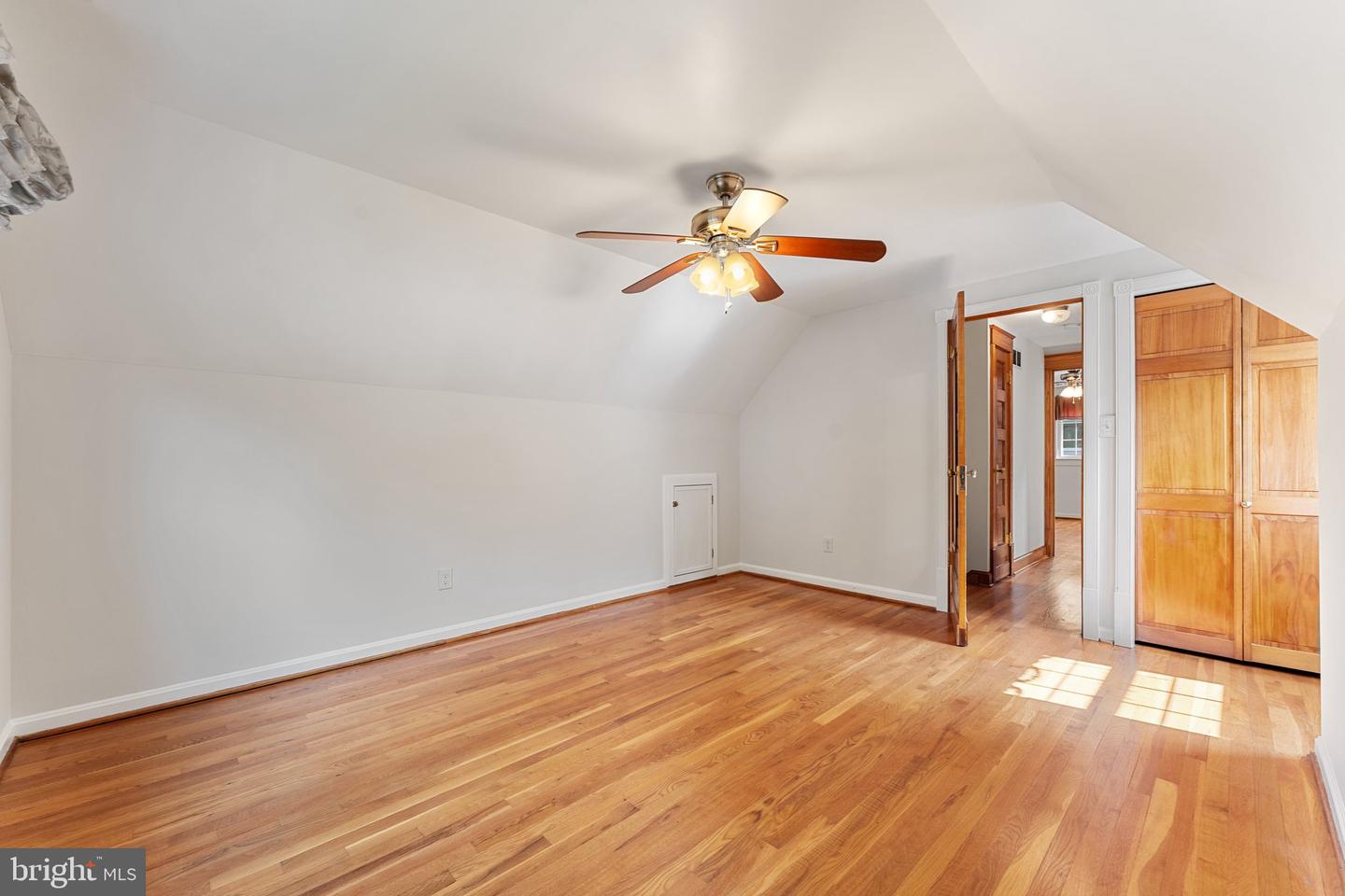 609 PROSPECT PL, ALEXANDRIA, Virginia 22304, 5 Bedrooms Bedrooms, ,3 BathroomsBathrooms,Residential,For sale,609 PROSPECT PL,VAAX2045578 MLS # VAAX2045578