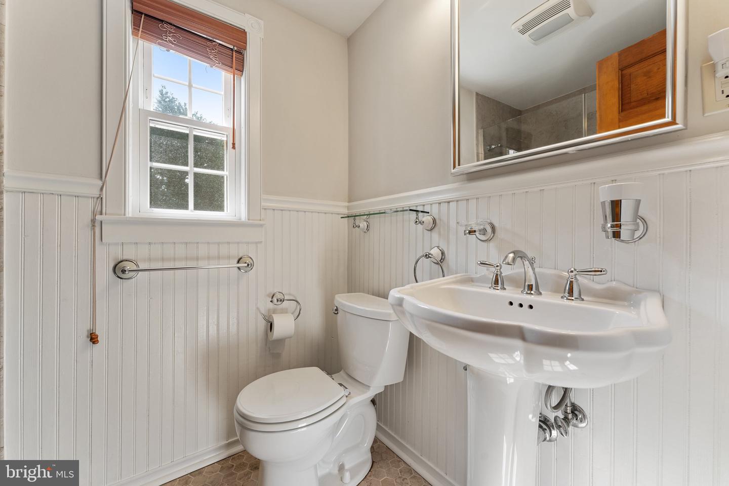 609 PROSPECT PL, ALEXANDRIA, Virginia 22304, 5 Bedrooms Bedrooms, ,3 BathroomsBathrooms,Residential,For sale,609 PROSPECT PL,VAAX2045578 MLS # VAAX2045578