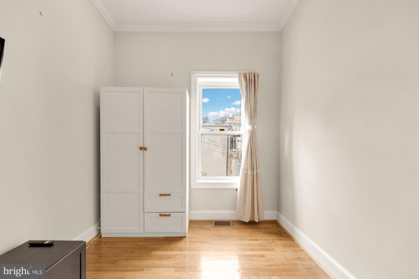 1239 WYLIE ST NE, WASHINGTON, District Of Columbia 20002, 2 Bedrooms Bedrooms, ,1 BathroomBathrooms,Residential,For sale,1239 WYLIE ST NE,DCDC2202426 MLS # DCDC2202426