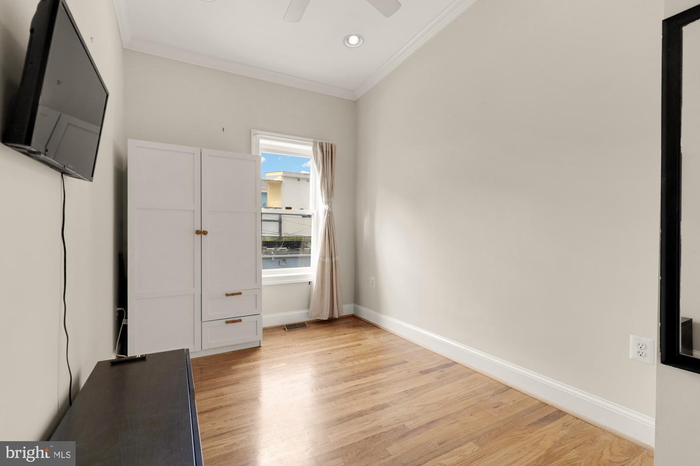 1239 WYLIE ST NE, WASHINGTON, District Of Columbia 20002, 2 Bedrooms Bedrooms, ,1 BathroomBathrooms,Residential,For sale,1239 WYLIE ST NE,DCDC2202426 MLS # DCDC2202426