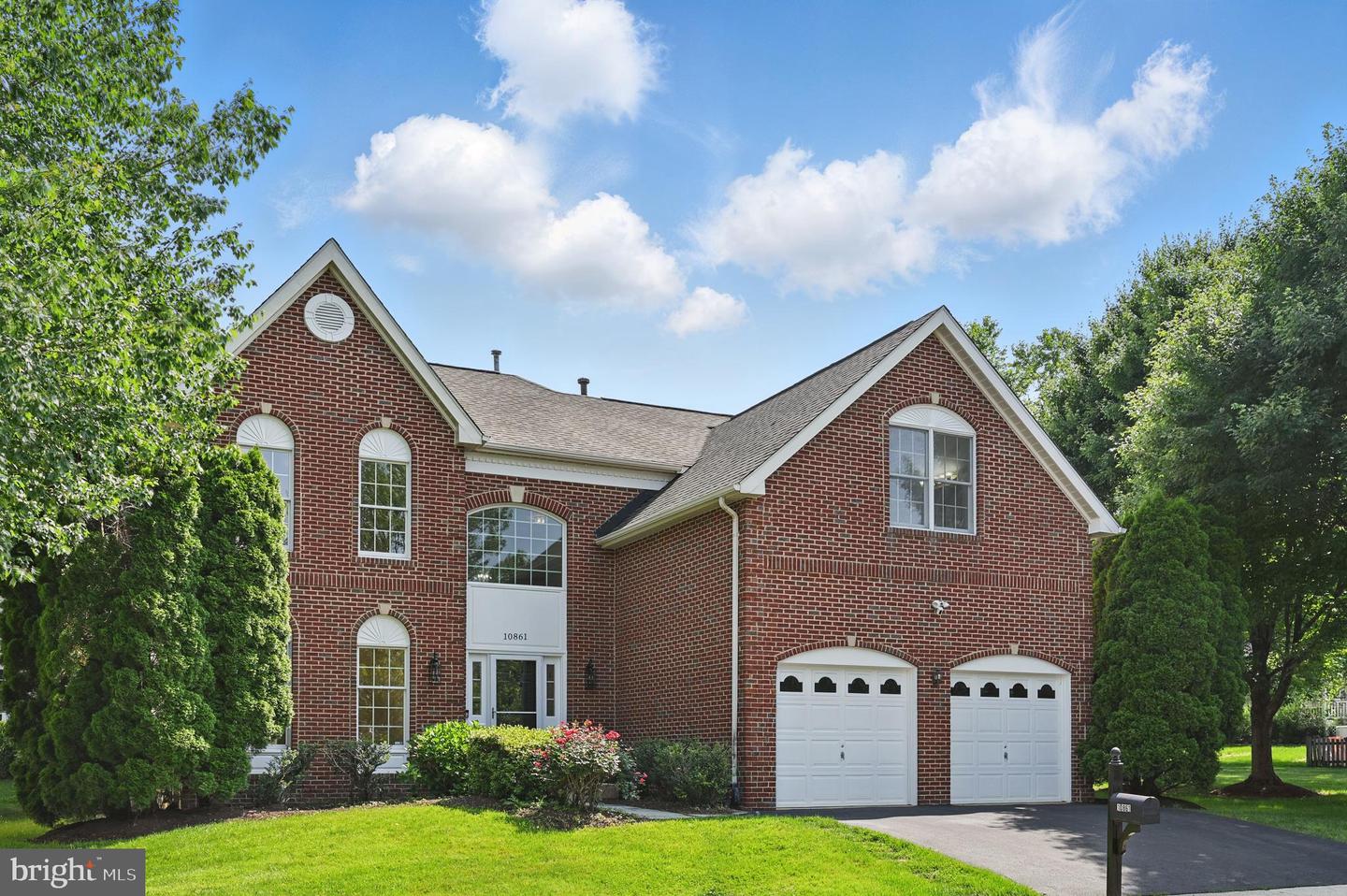 10861 HUNTER GATE WAY, RESTON, Virginia 20194, 4 Bedrooms Bedrooms, ,3 BathroomsBathrooms,Residential,For sale,10861 HUNTER GATE WAY,VAFX2243380 MLS # VAFX2243380