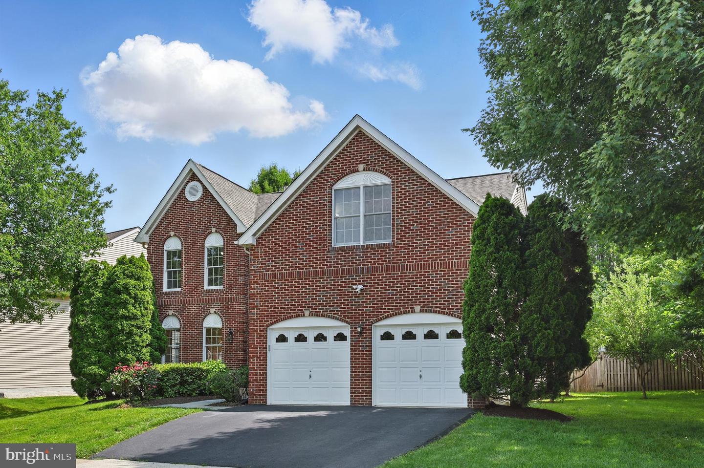 10861 HUNTER GATE WAY, RESTON, Virginia 20194, 4 Bedrooms Bedrooms, ,3 BathroomsBathrooms,Residential,For sale,10861 HUNTER GATE WAY,VAFX2243380 MLS # VAFX2243380