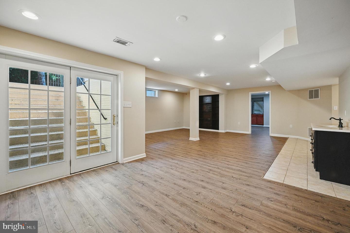 10861 HUNTER GATE WAY, RESTON, Virginia 20194, 4 Bedrooms Bedrooms, ,3 BathroomsBathrooms,Residential,For sale,10861 HUNTER GATE WAY,VAFX2243380 MLS # VAFX2243380