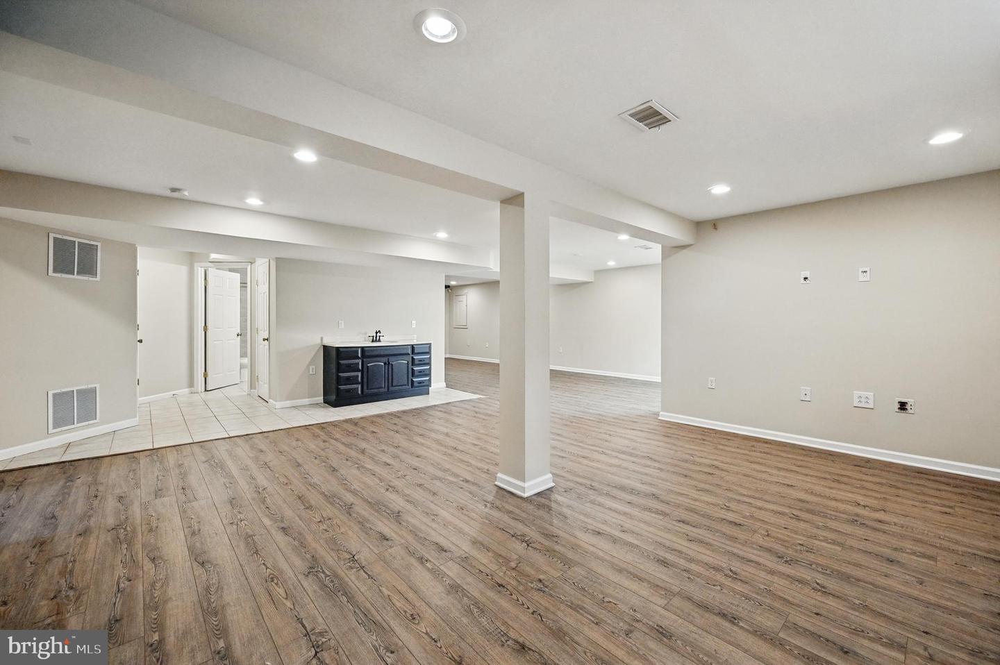10861 HUNTER GATE WAY, RESTON, Virginia 20194, 4 Bedrooms Bedrooms, ,3 BathroomsBathrooms,Residential,For sale,10861 HUNTER GATE WAY,VAFX2243380 MLS # VAFX2243380