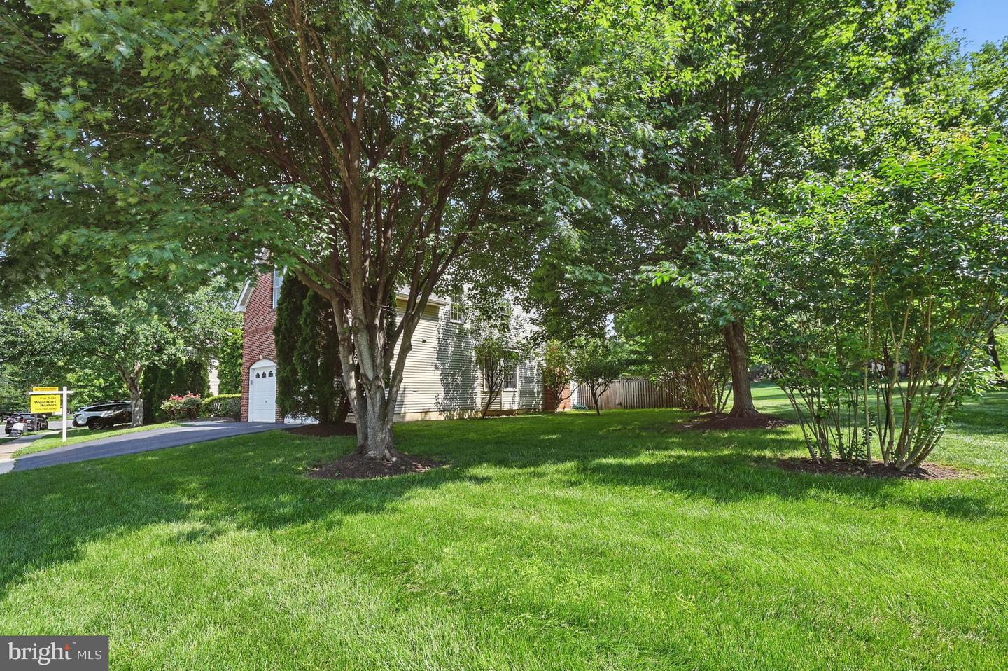 10861 HUNTER GATE WAY, RESTON, Virginia 20194, 4 Bedrooms Bedrooms, ,3 BathroomsBathrooms,Residential,For sale,10861 HUNTER GATE WAY,VAFX2243380 MLS # VAFX2243380