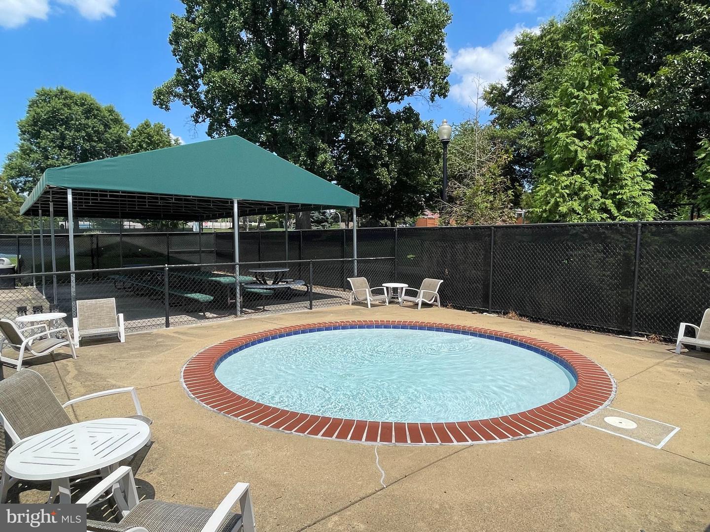 10861 HUNTER GATE WAY, RESTON, Virginia 20194, 4 Bedrooms Bedrooms, ,3 BathroomsBathrooms,Residential,For sale,10861 HUNTER GATE WAY,VAFX2243380 MLS # VAFX2243380