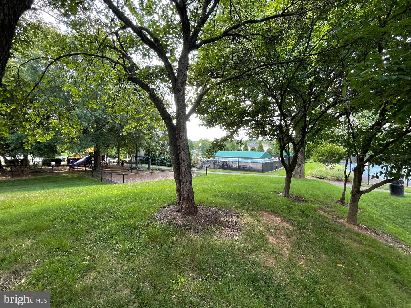 10861 HUNTER GATE WAY, RESTON, Virginia 20194, 4 Bedrooms Bedrooms, ,3 BathroomsBathrooms,Residential,For sale,10861 HUNTER GATE WAY,VAFX2243380 MLS # VAFX2243380
