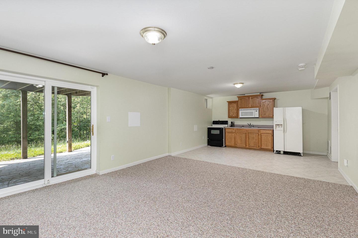 11 BASALT DR, FREDERICKSBURG, Virginia 22406, 5 Bedrooms Bedrooms, ,3 BathroomsBathrooms,Residential,For sale,11 BASALT DR,VAST2039244 MLS # VAST2039244