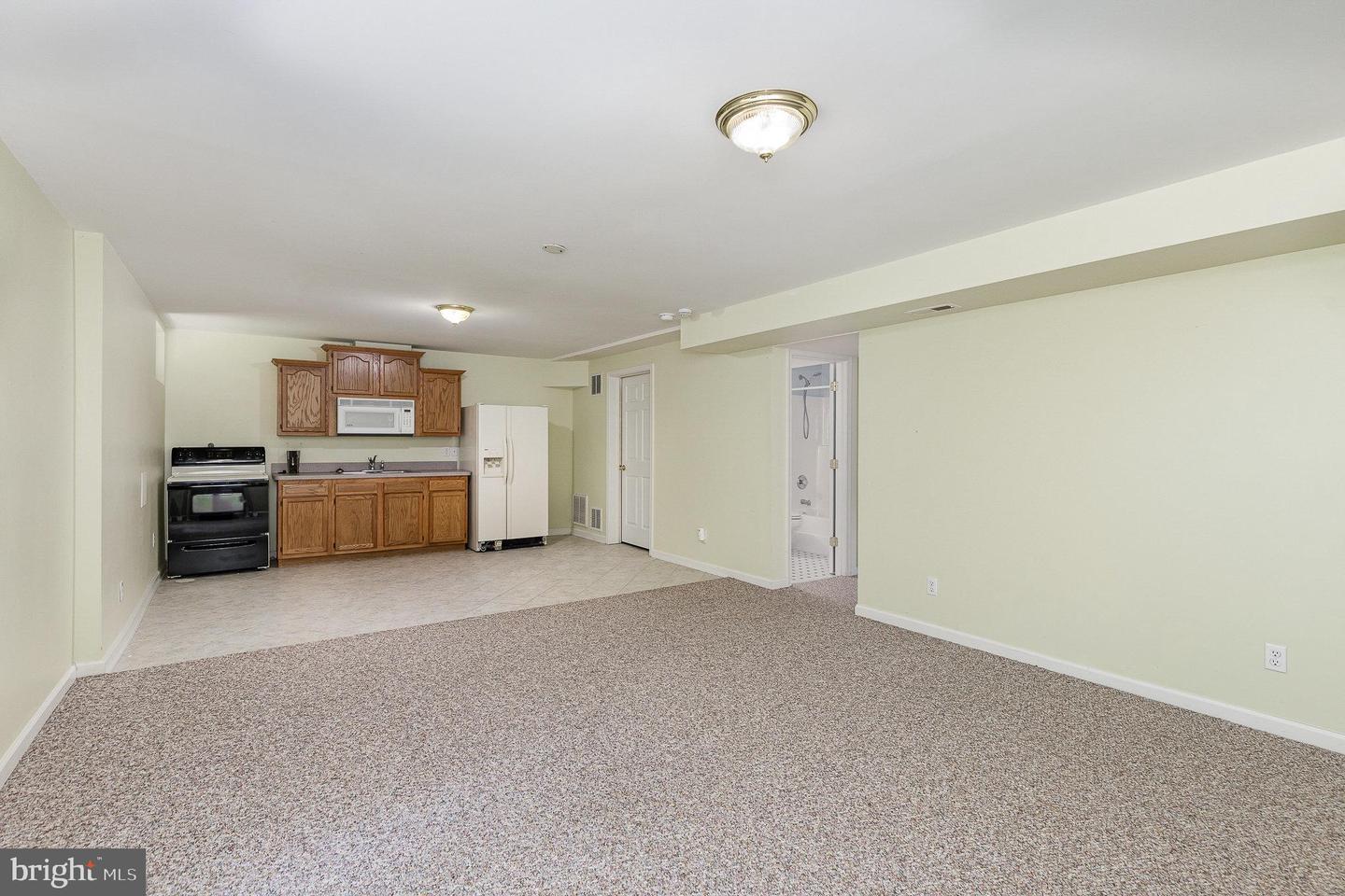 11 BASALT DR, FREDERICKSBURG, Virginia 22406, 5 Bedrooms Bedrooms, ,3 BathroomsBathrooms,Residential,For sale,11 BASALT DR,VAST2039244 MLS # VAST2039244