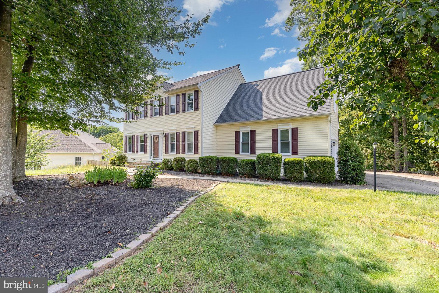 11 BASALT DR, FREDERICKSBURG, Virginia 22406, 5 Bedrooms Bedrooms, ,3 BathroomsBathrooms,Residential,For sale,11 BASALT DR,VAST2039244 MLS # VAST2039244