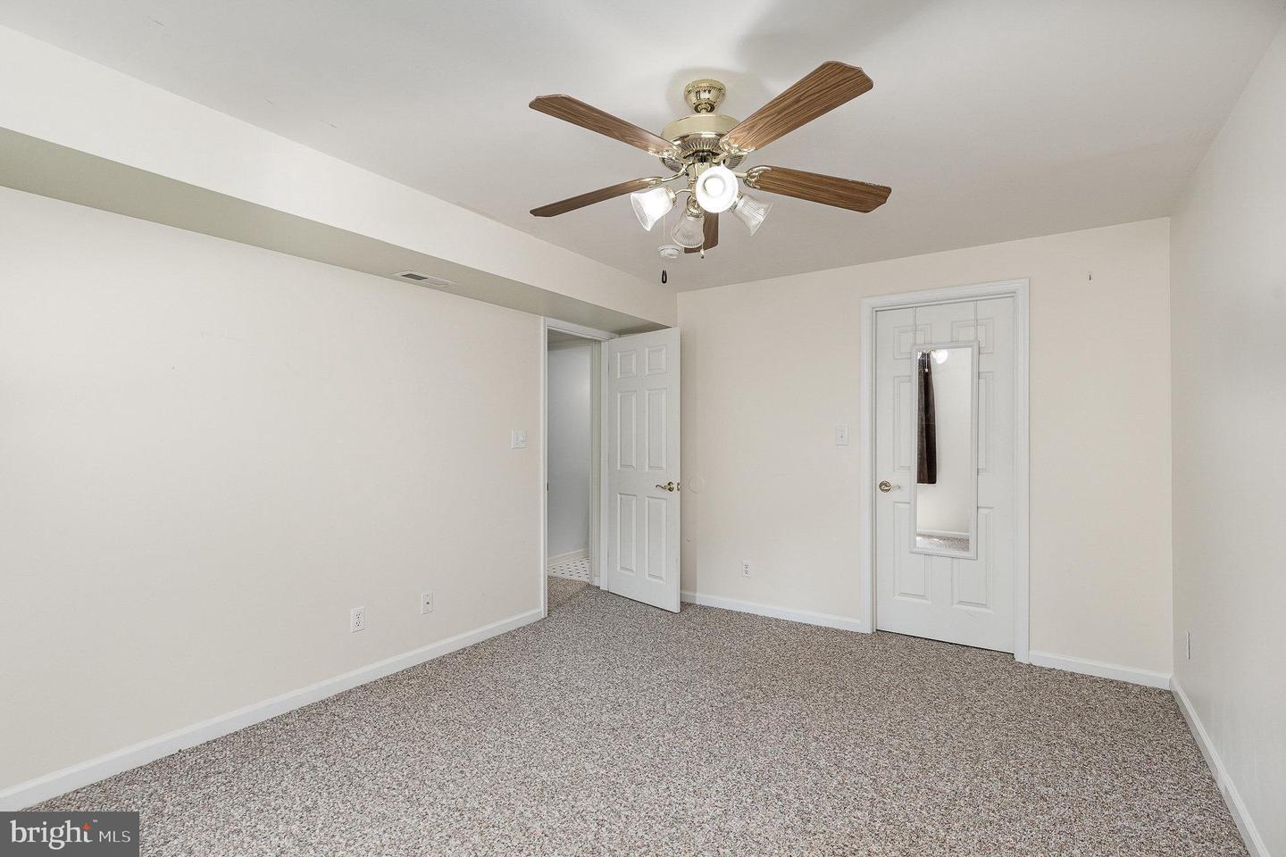 11 BASALT DR, FREDERICKSBURG, Virginia 22406, 5 Bedrooms Bedrooms, ,3 BathroomsBathrooms,Residential,For sale,11 BASALT DR,VAST2039244 MLS # VAST2039244